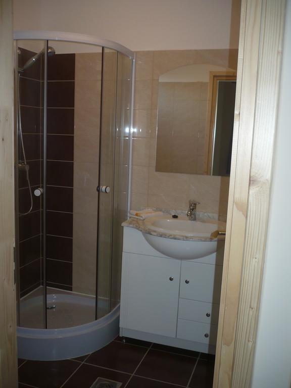 Hajdúszoboszló Eszter Apartmanhaz מראה חיצוני תמונה
